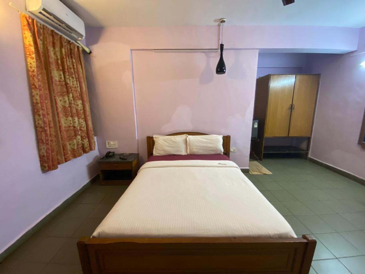 Falcon Resorts By Dia Hotels Calangute Zimmer foto