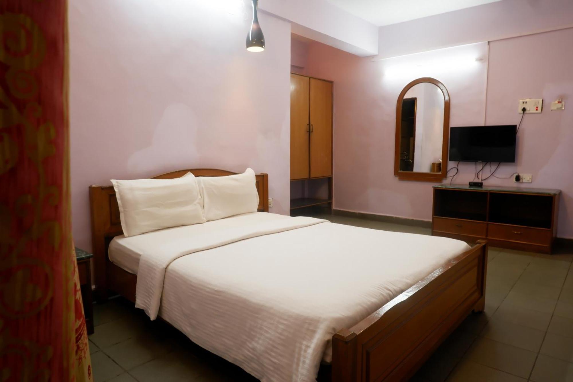 Falcon Resorts By Dia Hotels Calangute Zimmer foto